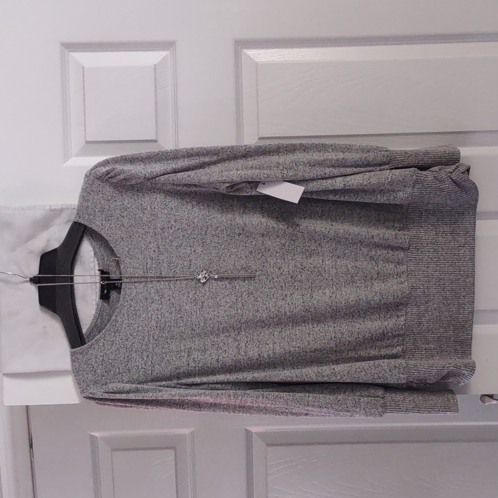 Apt. 9 sweater with necklace